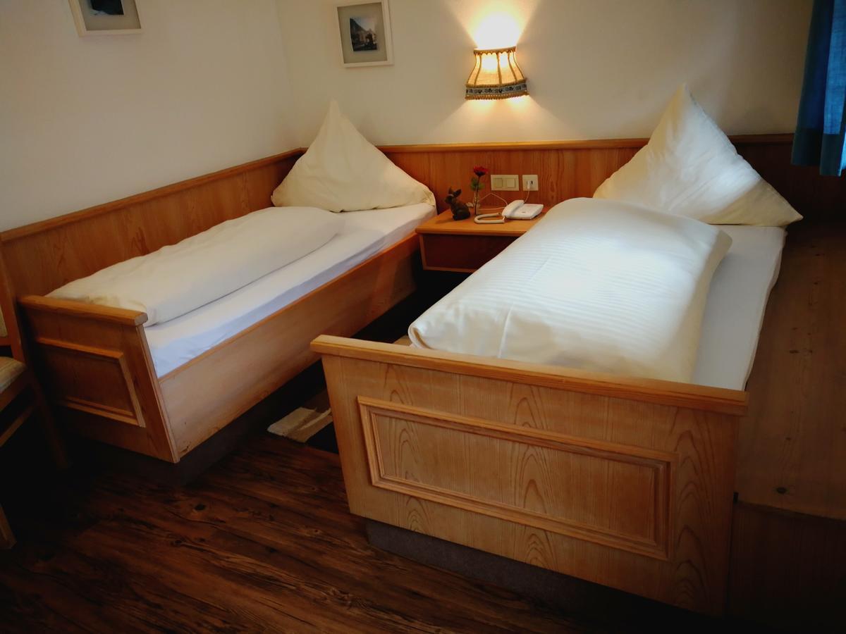 Hotel Pfrontener Hof Kültér fotó