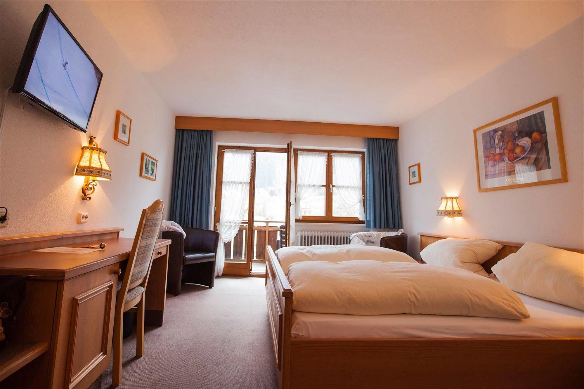 Hotel Pfrontener Hof Kültér fotó